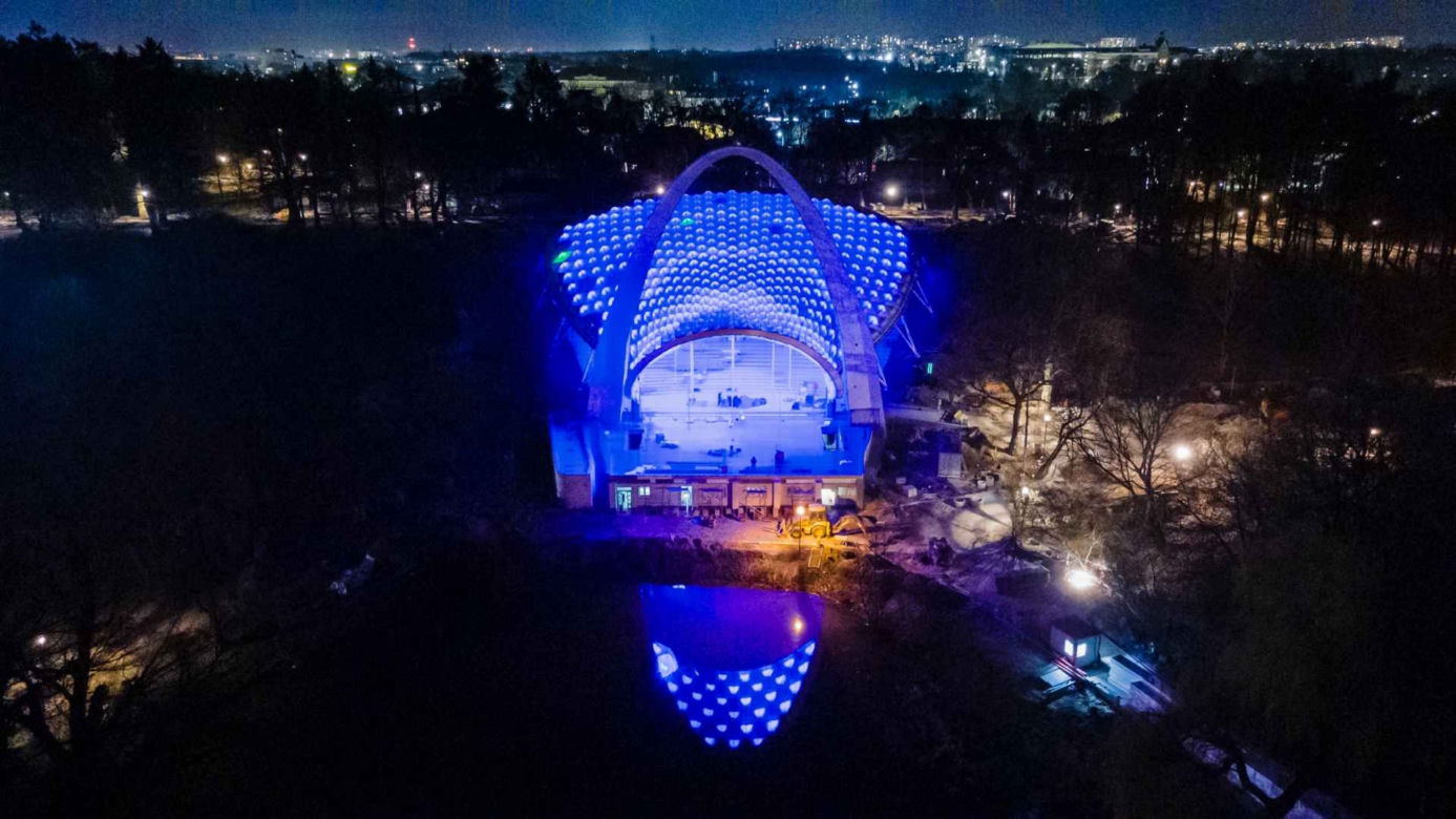 Spektakularna iluminacja Teatru Letniego w Szczecinie