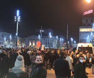 Protest kobiet w Katowicach. Ponad 20 tysięcy osób demonstrowało na rynku i katowickich ulicach. Takich tłumów Katowice jeszcze nie widziały [ZDJĘCIA, WIDEO]
