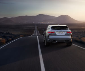 Jaguar F-Pace SVR