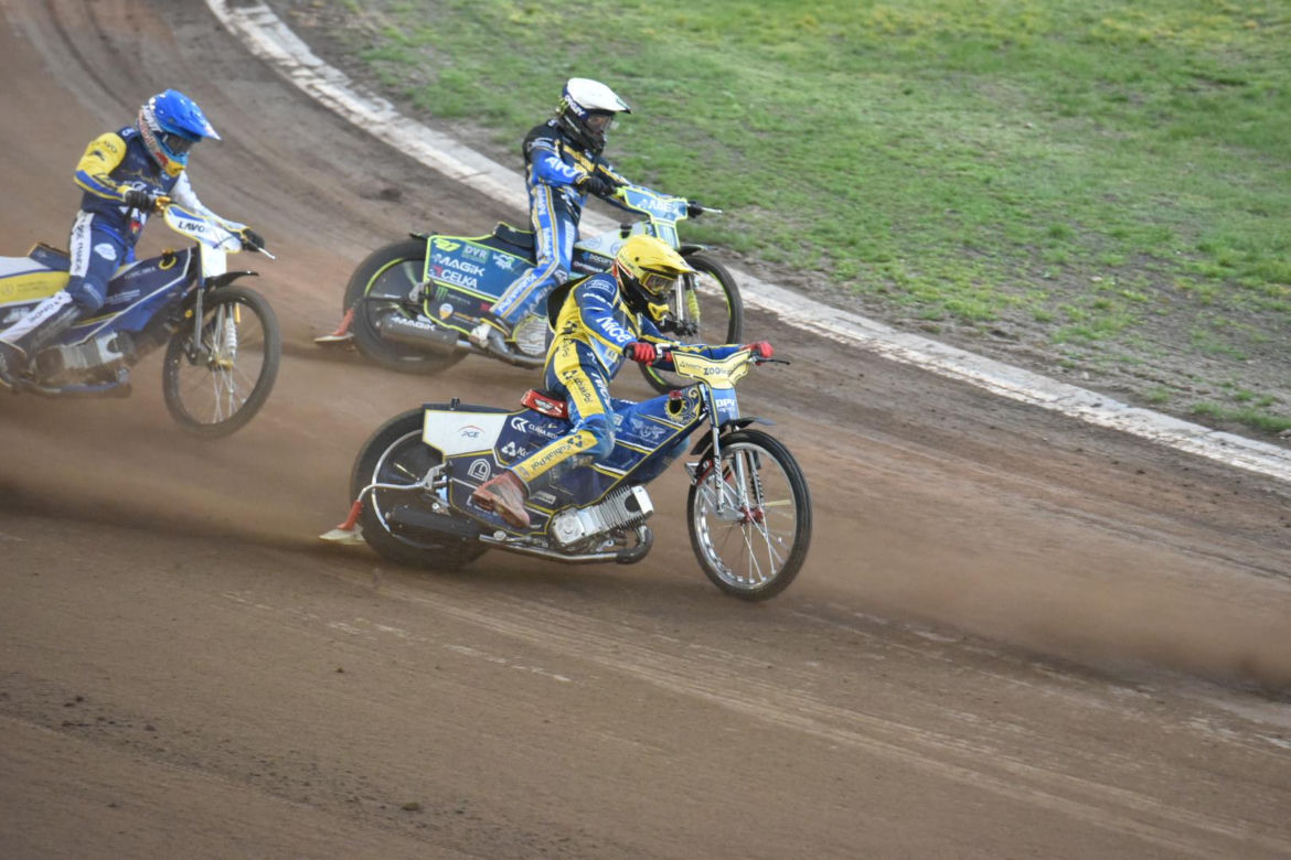 KS Toruń - Bayersystem GKM Grudziądz, zdjęcia kibiców i zawodników z Motoareny