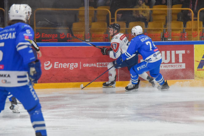 KH Energa Toruń - Unia Oświęcim 2:1! Zdjęcia kibiców i zawodników obu drużyn
