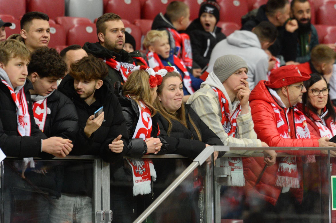 Tłumy na PGE Narodowym w Warszawie! Tak kibicowaliście podczas meczu Polska - Holandia