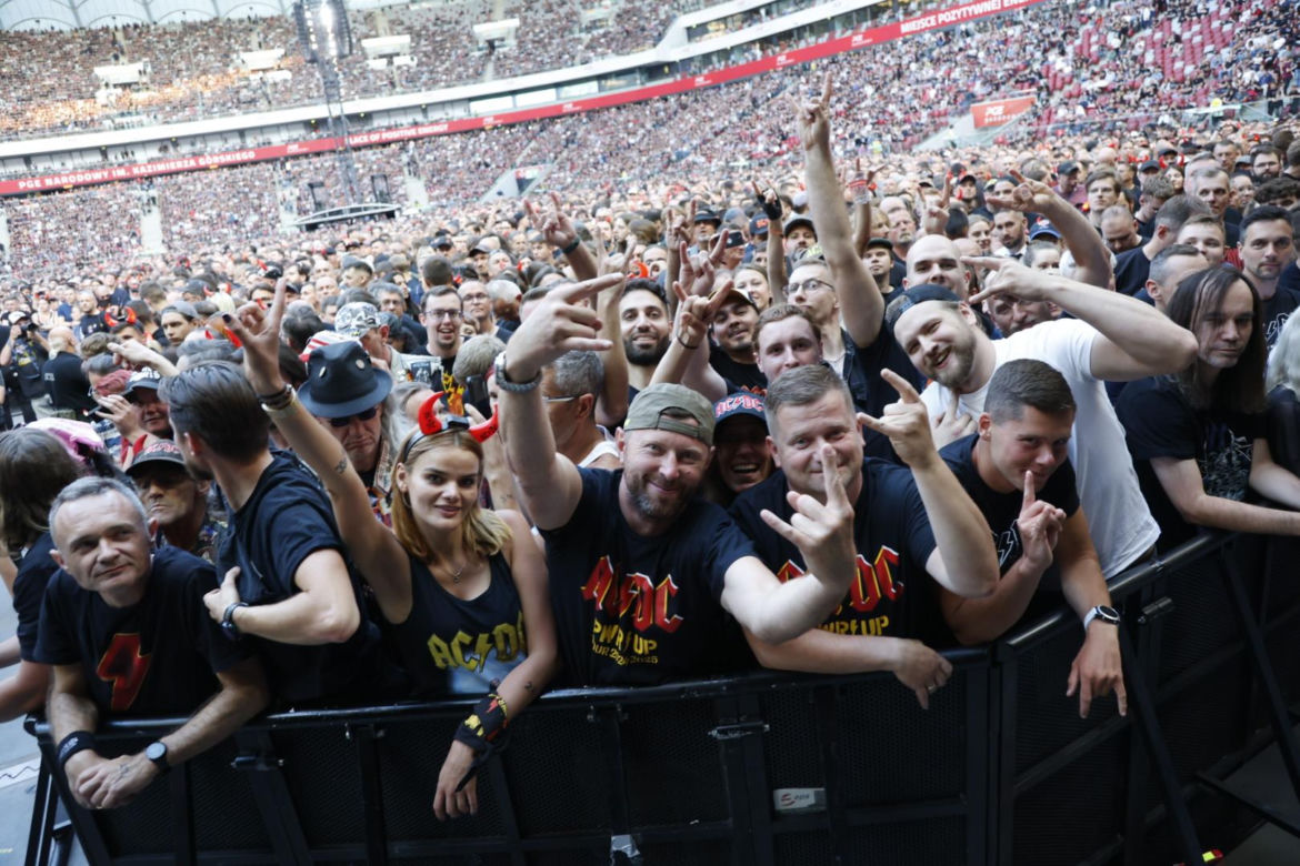Koncert AC/DC w Warszawie (4.07.2025) - część druga. Organizatorem koncertu jest Live Nation