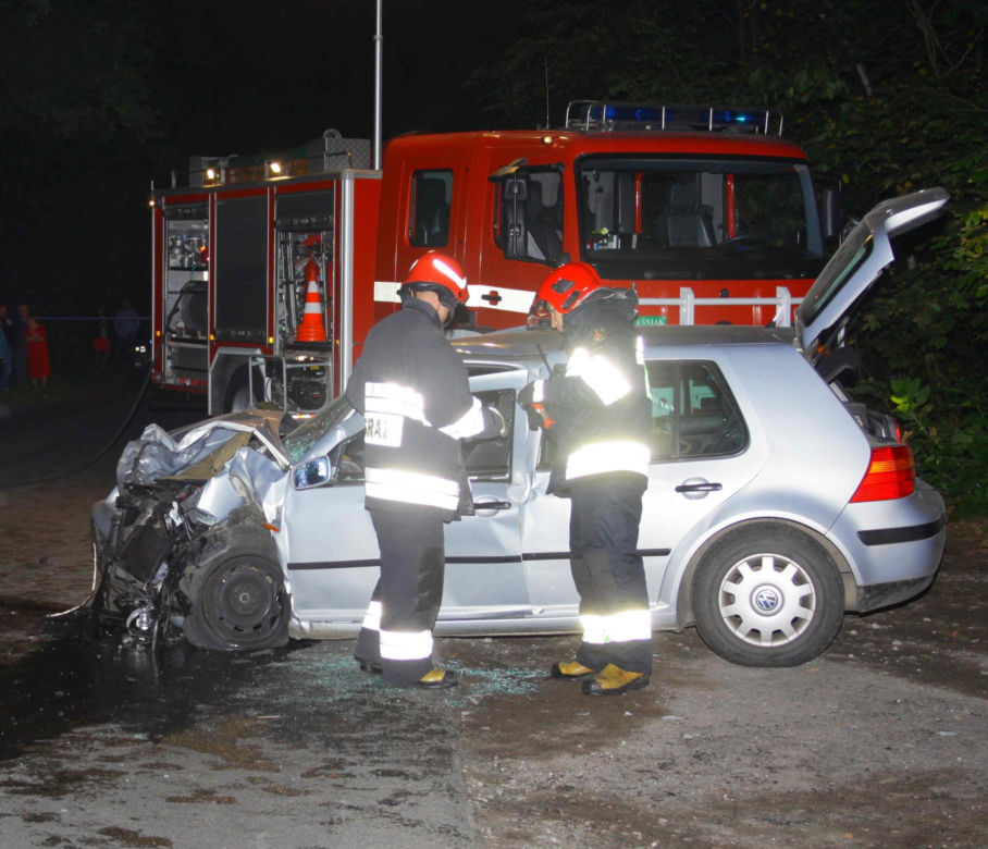 Tadeusz zginął próbując ratować Perełkę. Nocna podróż samochodem zakończona tragedią