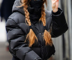 Gigi Hadid na spacerze z córką