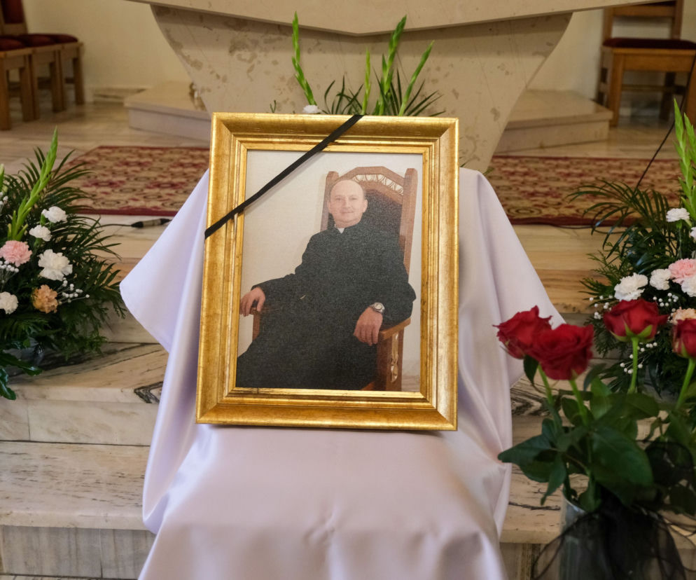 Śląskie: Ksiądz Grabowski zmarł podczas mszy! Reanimowali go wierni. Oddał się Bogu