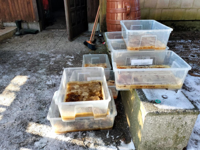 Wynajął mieszkanie "chemikowi" z Armenii. Ten urządził w nim fabrykę mefedronu!