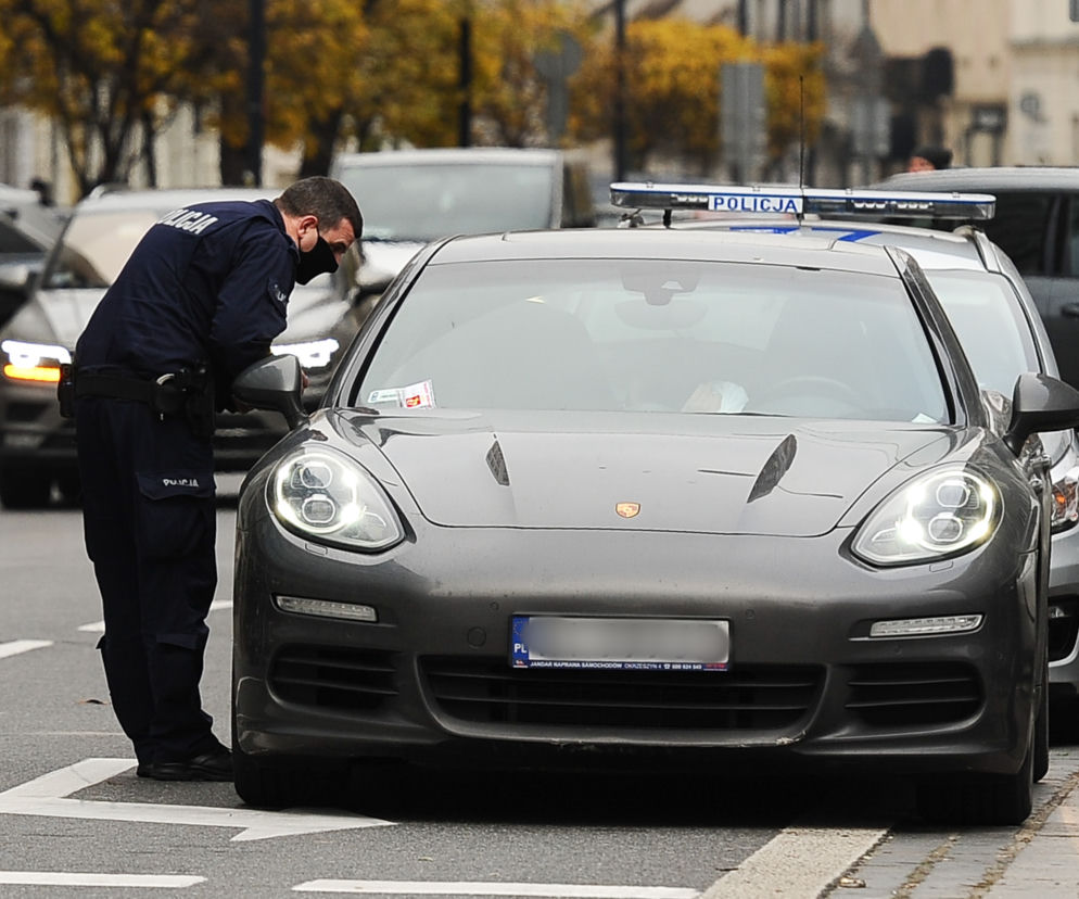  Kinga Rusin jeździ Porsche Panamera S-E Hybrid