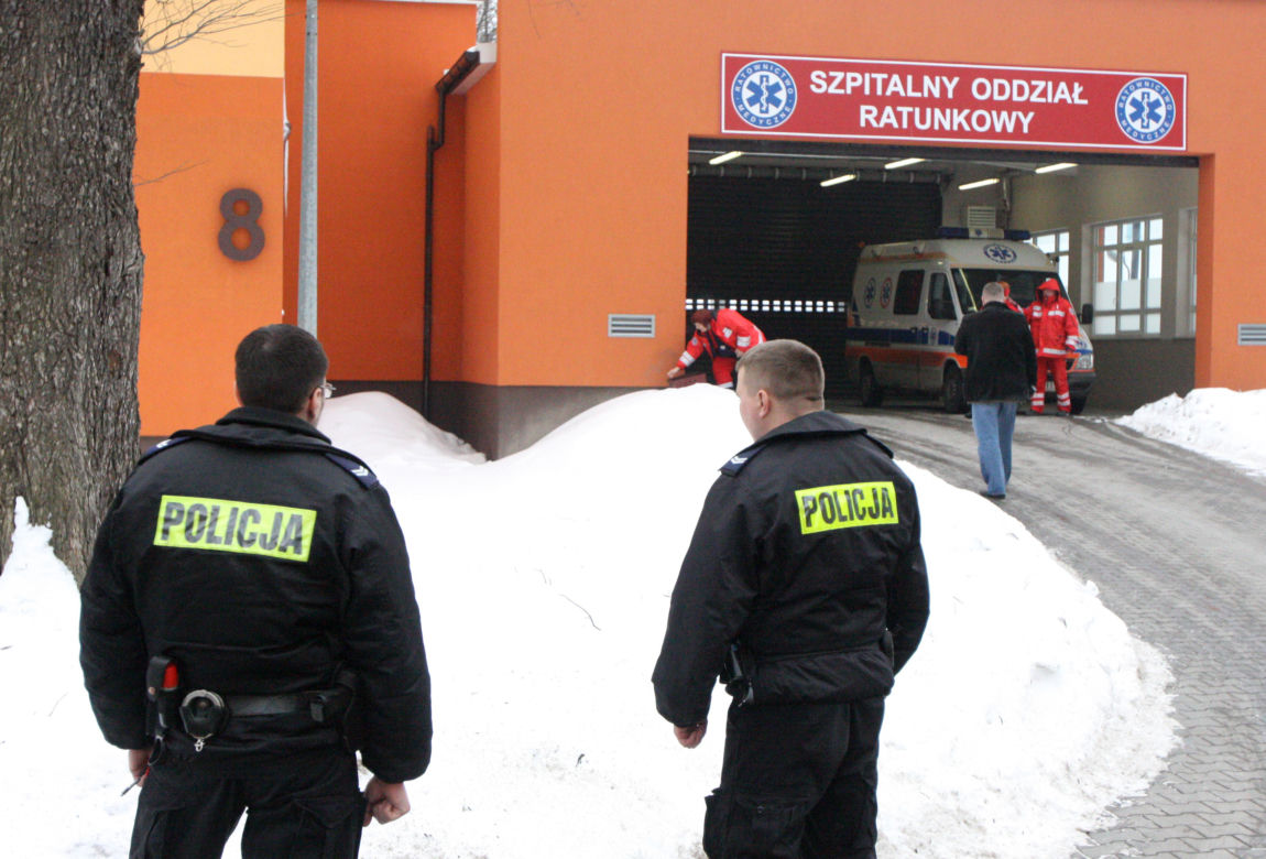 Warszawa: Zginął policjant, bo postawił się chuliganom