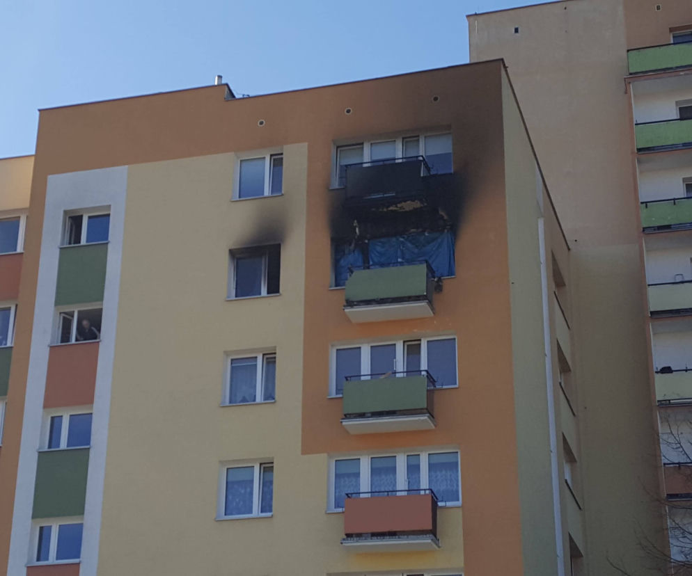 Ogień w mieszkaniu na ul. Monte Cassino strawił wszystko. Teraz potrzebna jest pomoc! [ZDJĘCIA]