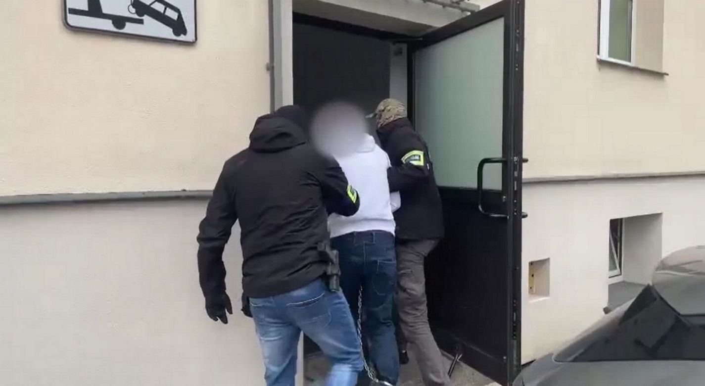 17-latek zakatował ekspedientkę na śmierć
