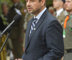 Odsłonięcie pomnika generała Zbigniewa Ścibora Rylskiego