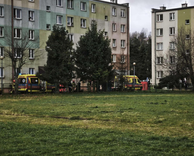 Dramat w Sanoku. Dwie osoby nie żyją, sprawca zastrzelony przez policję