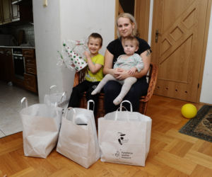 Rozdaliśmy świąteczne paczki potrzebującym. Nie brakowało wzruszeń