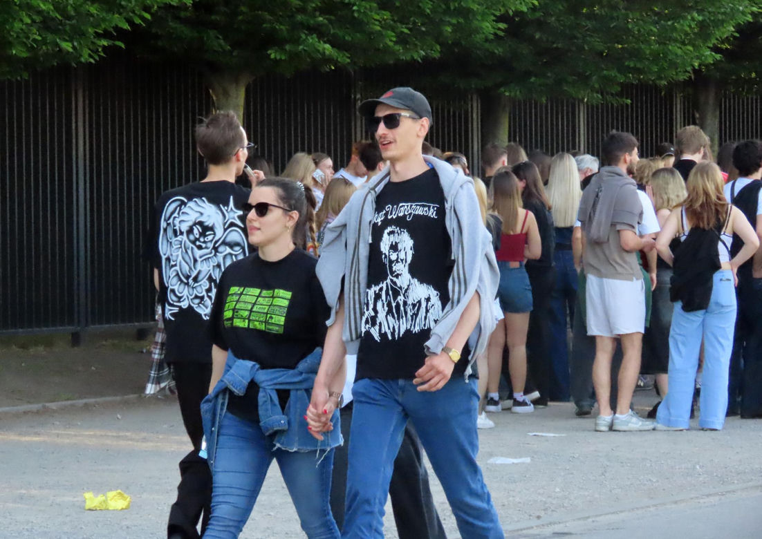 Tłumy fanów przed PGE Narodowym. Fani Taco Hemingwaya czekają na wielkie show
