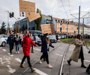 Strajk Kobiet: Protest w Gdańsku! Policja użyła gazu. 4 osoby zatrzymane [ZDJĘCIA]