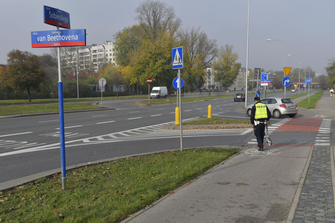 Artur Zawisza potrącił rowerzystkę