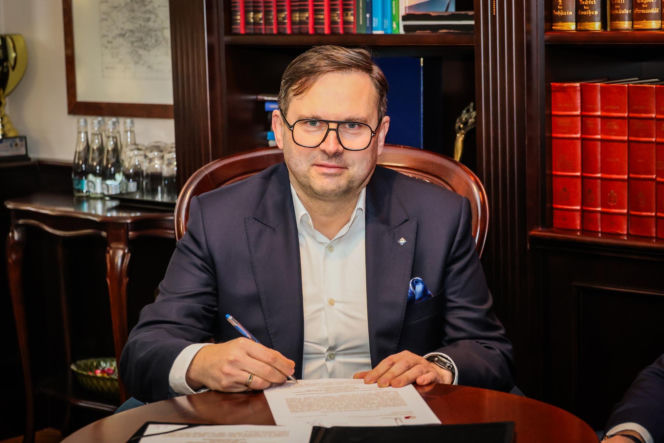 Atlas inwestuje w Zagłębie