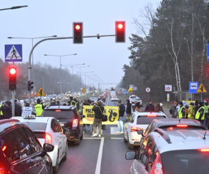 Mają dość korków, chcą buspas. W godzinach szczytu protestowali na pasach