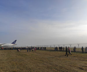 Tłumy na lotnisku w Jasionce.  Obserwowali An-225 Mrija [ZDJĘCIA]