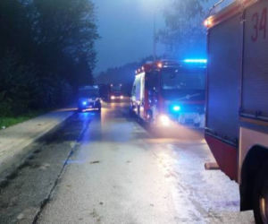 Chomranice. Młody kierowca po alkoholu spowodował wypadek. Nie żyje jego pasażer