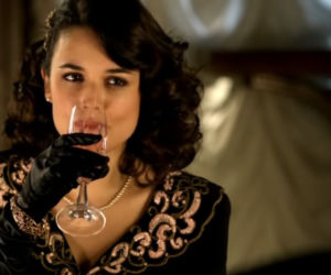 Krawcowa z Madrytu. Adriana Ugarte (Sira)