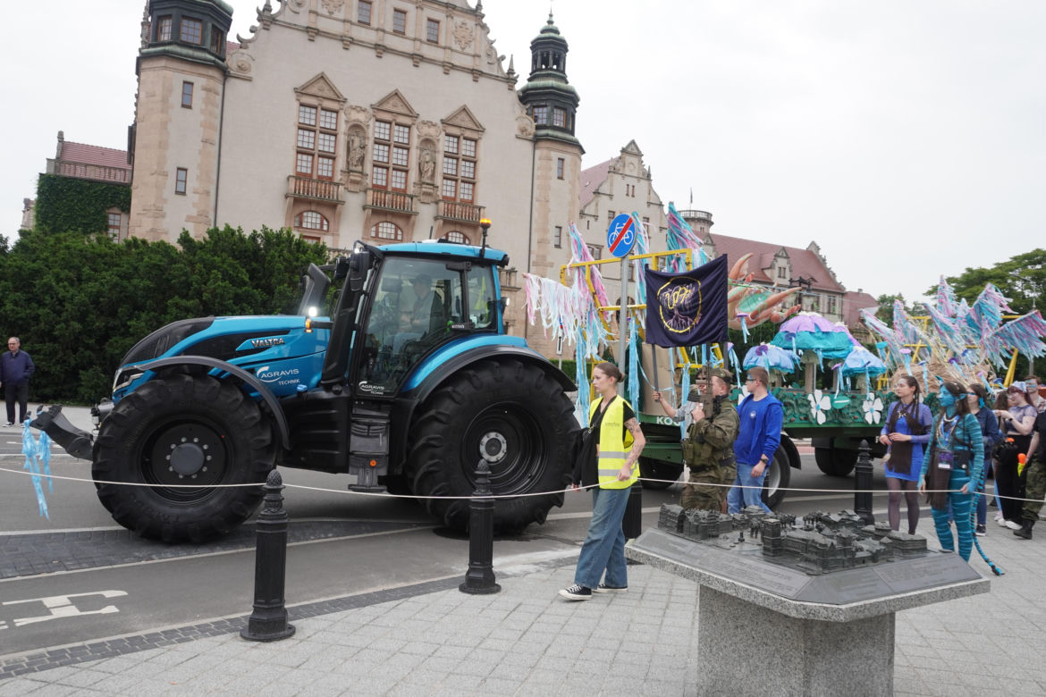 Studenci przejęli Poznań. Zobaczcie jak wyglądał Pochód Juwenaliowy 2024!