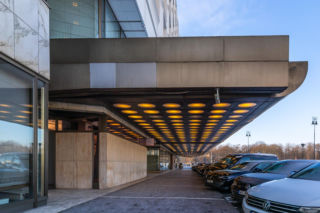 Hotel Sofitel (dawny Hotel Victoria) przy Placu Piłsudskiego w Warszawie