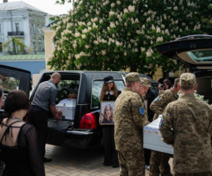 Pogrzeb Liubavy i Viry Yakovlevy. Siostry zginęły tragicznie w wyniku rosyjskiego ataku rakietowego na budynek mieszkalny
