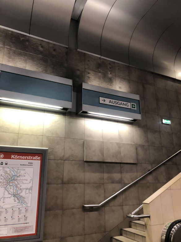 Kraków. Przystanek Politechnika NIEMIECKI?! Tajemnicza akcja [ZDJĘCIA]