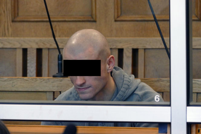 W kilkadziesiąt sekund zabił pana Franciszka. Wstrząsający film z targu w Rawie Mazowieckiej