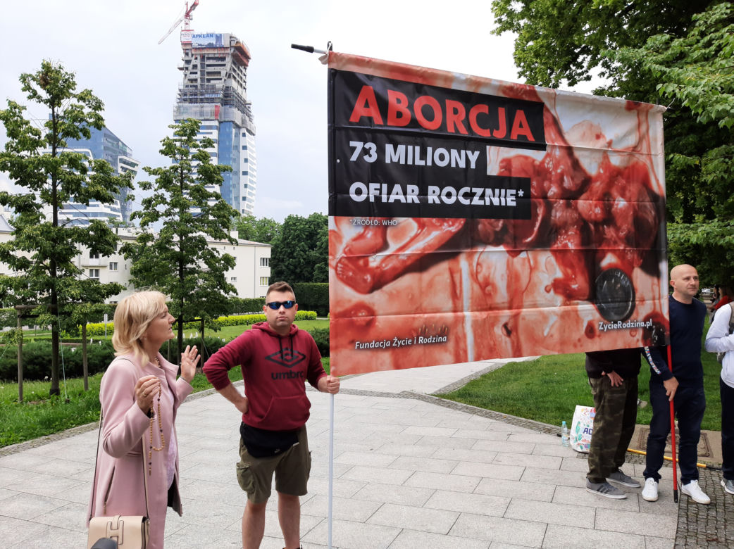 "Ani Jednej Więcej. Przestańcie nas zabijać". Kobiety w Rzeszowie wyszły na ulicę!
