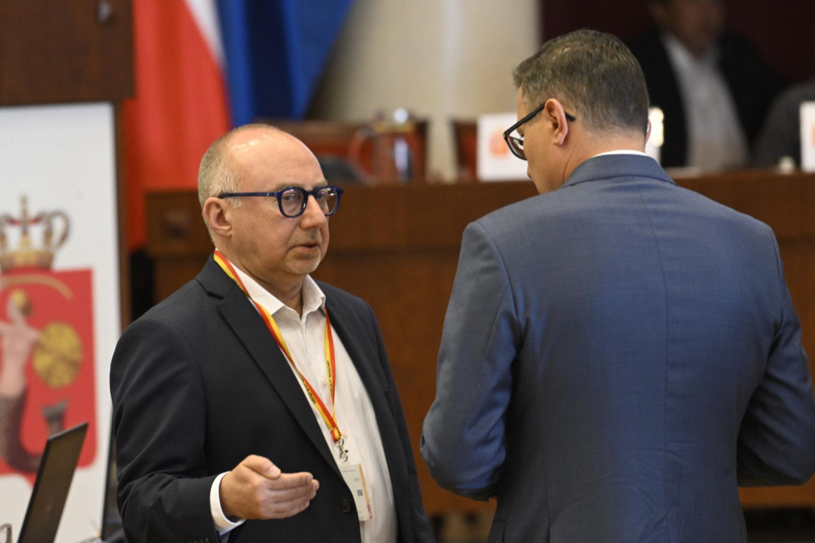 Wotum zaufania i absolutorium dla prezydenta Rafała Trzaskowskiego