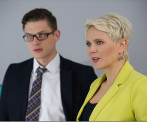 Na Wspólnej odc. 2263. Ilona Zdybicka (Anna Samusionek), Maks (Adam Fidusiewicz)