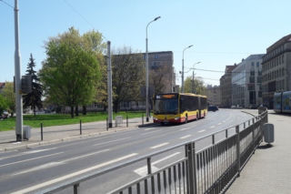 Komunikacja miejska w Wielkanoc 2019! Jak kursują tramwaje i autobusy we Wrocławiu? [INFORMATOR]