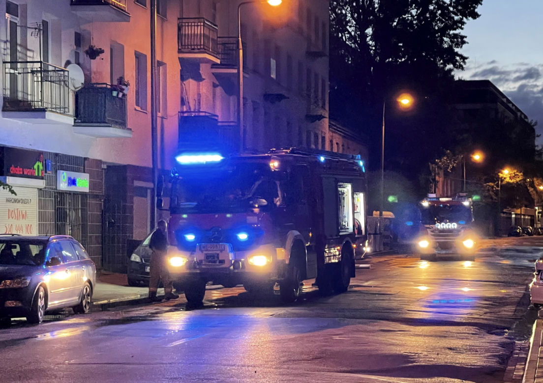 Pożar na Mińskiej. Kamienica płonęła jak pochodnia