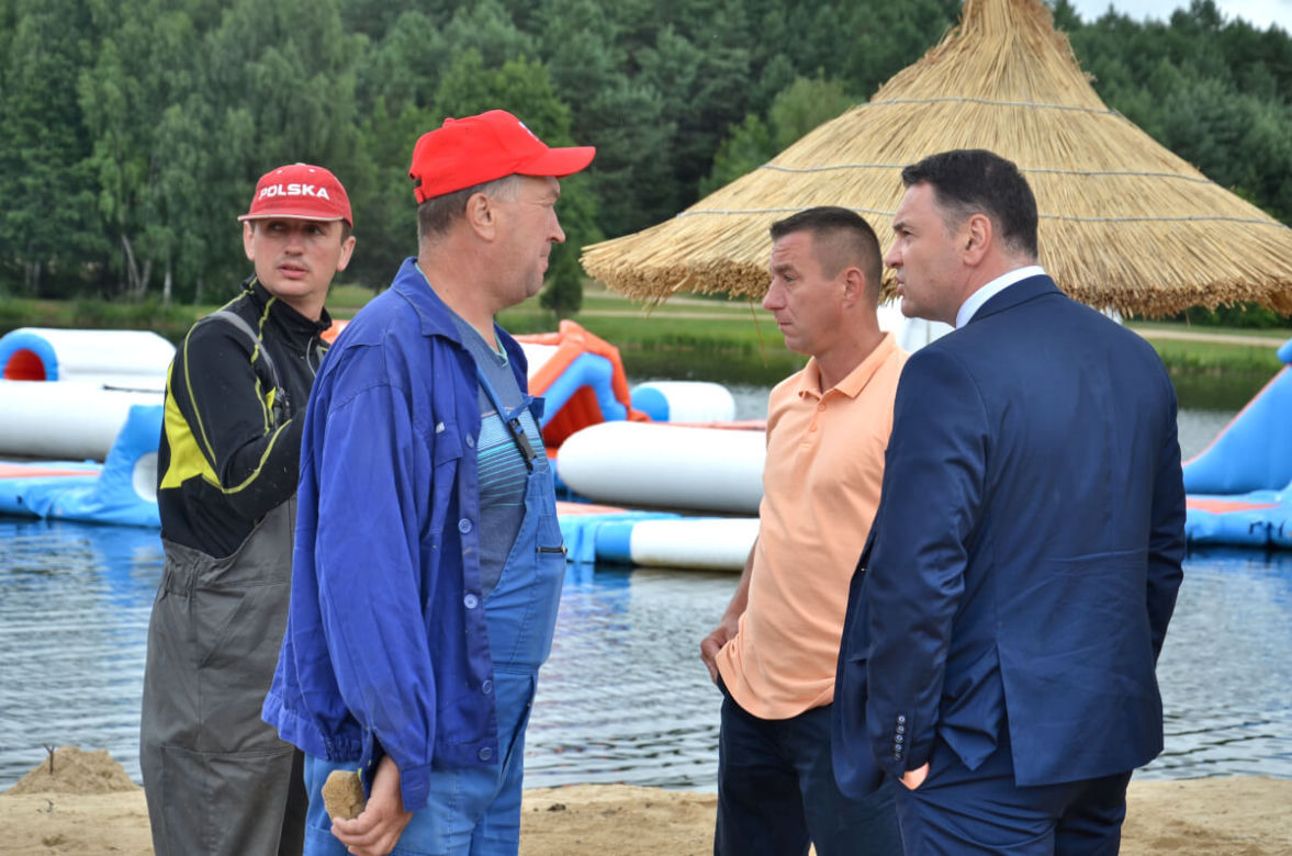 W Siemiatyczach jak w ciepłych krajach. Tak zmieniła się plaża nad zalewem [ZDJĘCIA]