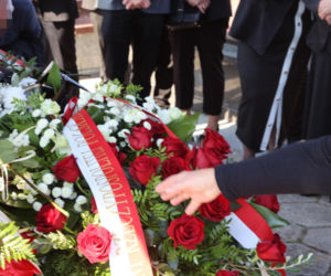 Ksiądz Stasio wrócił do Grzęski na zawsze. Spoczął obok rodziców. „Tu otrzymał chrzest