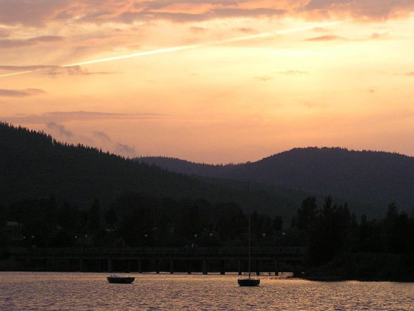 Bohater słynnej sagi Sapkowskiego pochodzi z tego miasta. To polskie Como