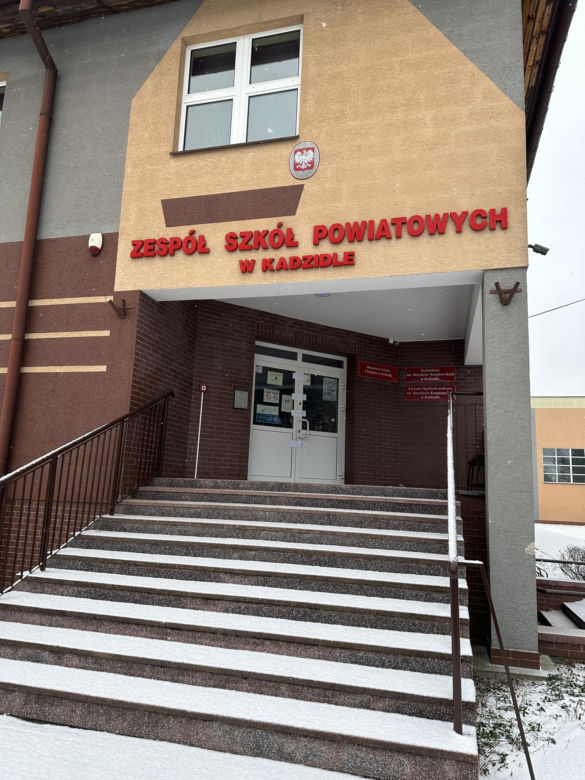 Atak nożownika w Zespole Szkół Powiatowych w Kadzidle
