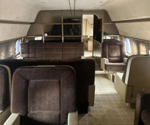 Pokazali wnętrze samolotu Epsteina! Tajemnice Lolita Express