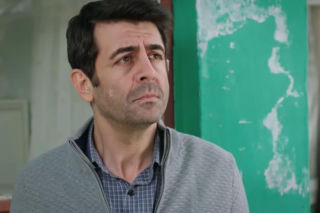 Panna młoda, odcinek 59: Zraniona Beyza zaczyna knuć plan zemsty, wymierzony w Cihana i w Hancer