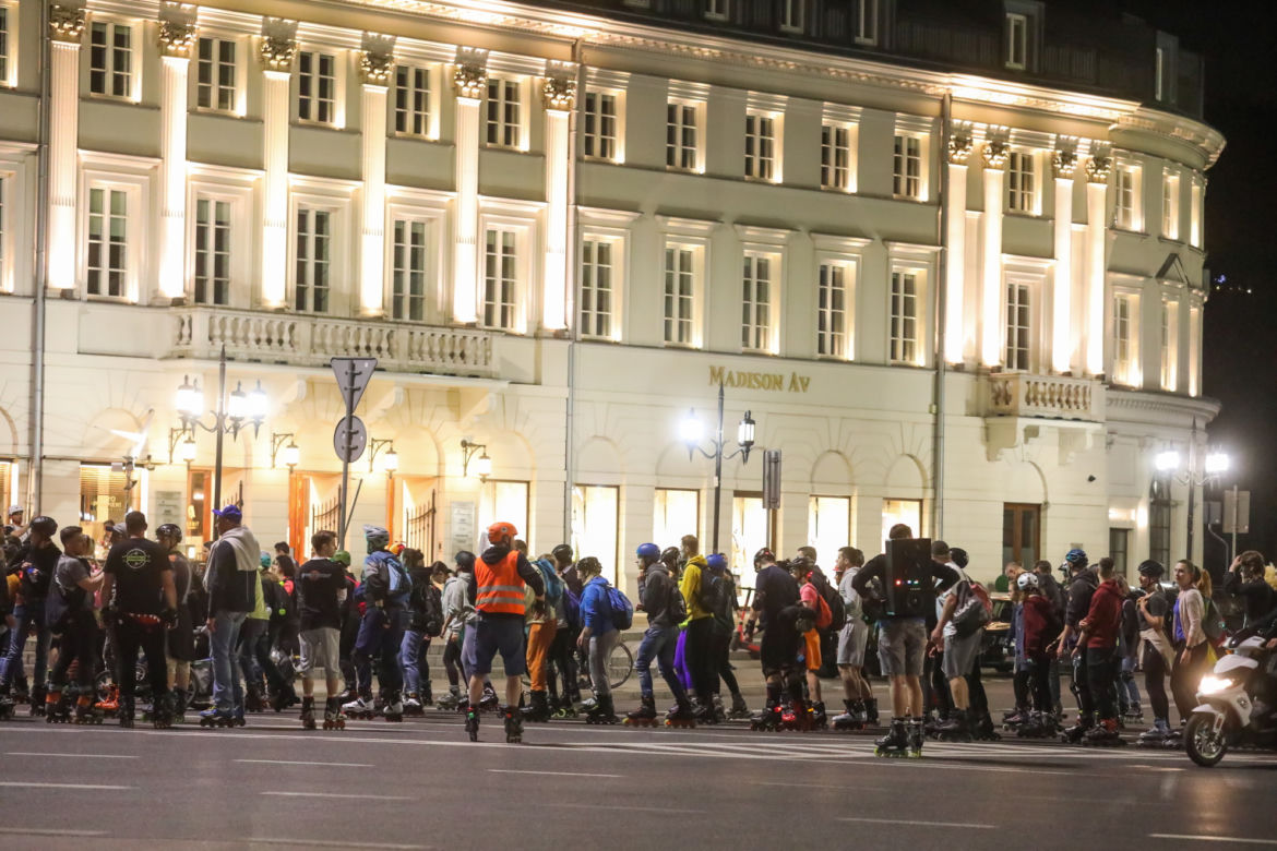 Rolkarze przejechali przez stolicę. Setki uczestników [ZDJĘCIA]