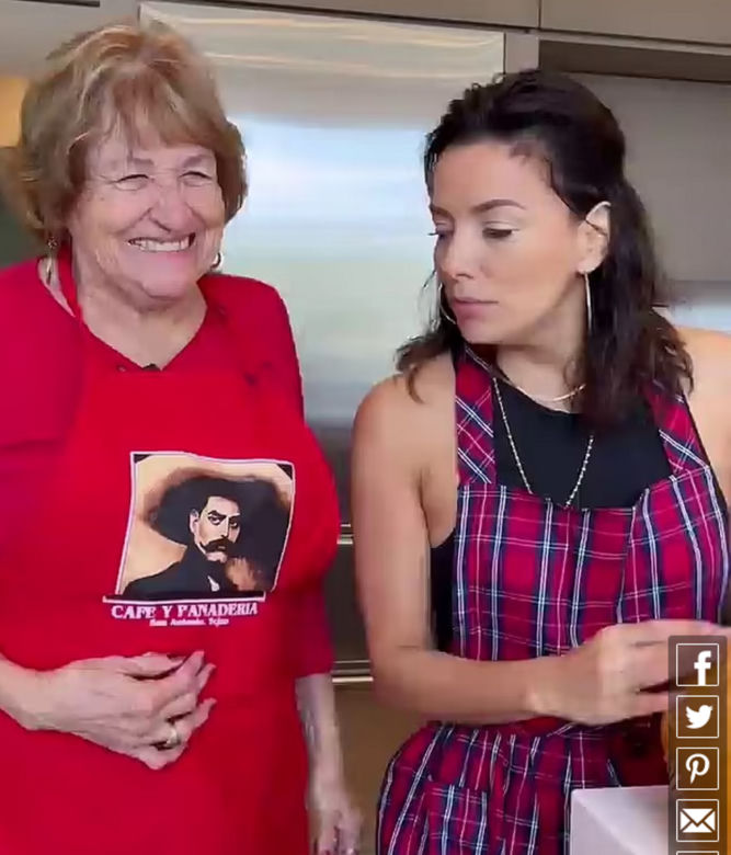46-letnia Eva Longoria zachwyca figurą. Takie święta tylko w LA