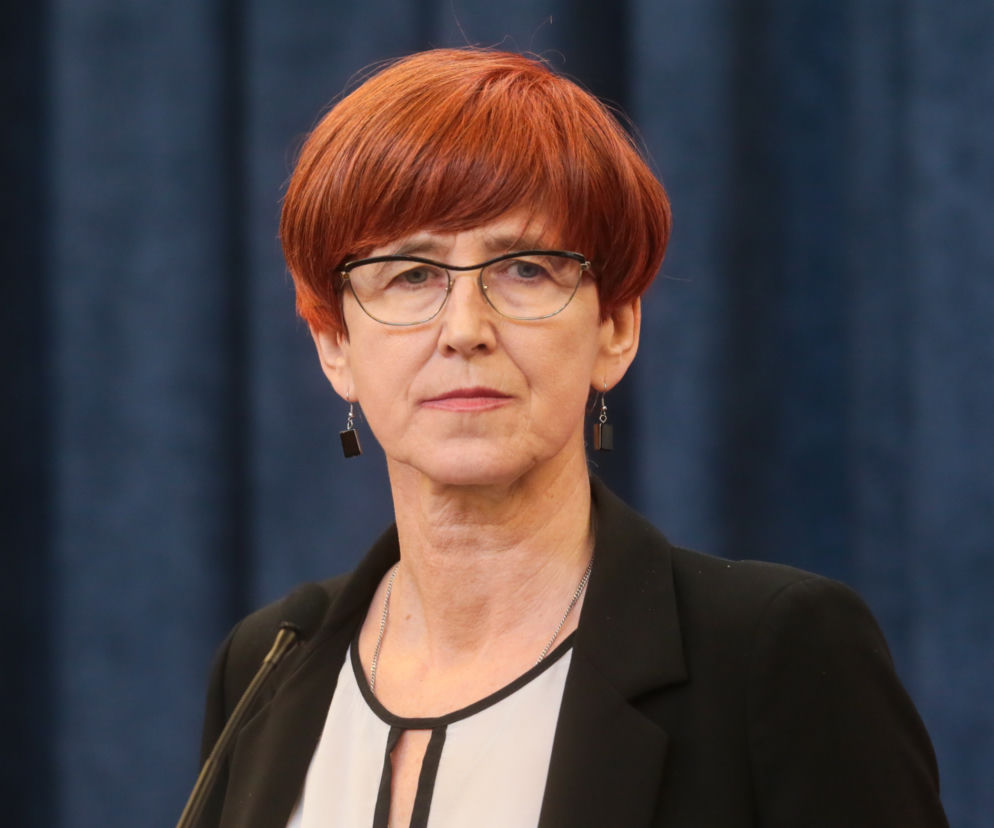 Rafalska podnosi płacę minimalną
