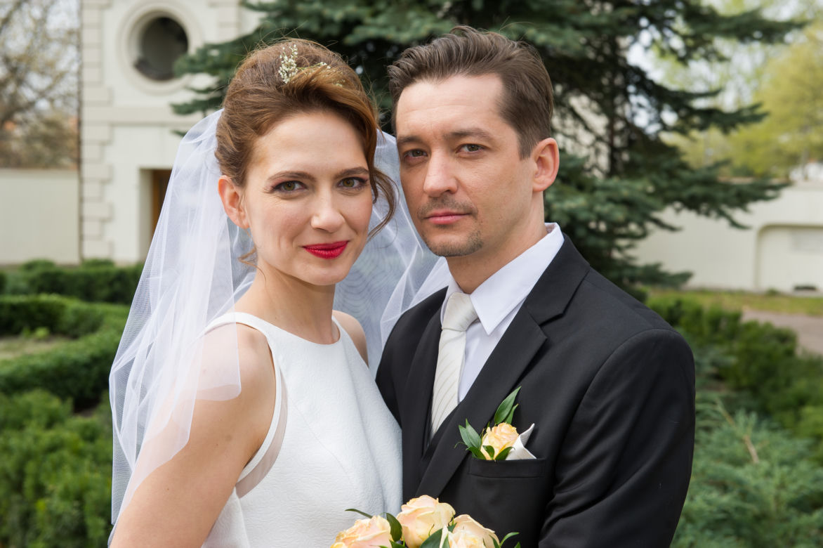 Na Wspólnej odcinek 2000, Joanna (Anna Cieślak) i Bogdan (Wojciech Brzeziński)