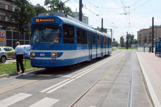 Kraków, komunikacja miejska, tramwaj, autobus