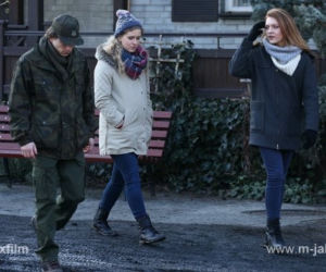 	M jak miłość odc. 1145. Ula (Iga Krefft) Natalka (Marcjanna Lelek), Franek Zarzycki (Piotr Nerlewski)