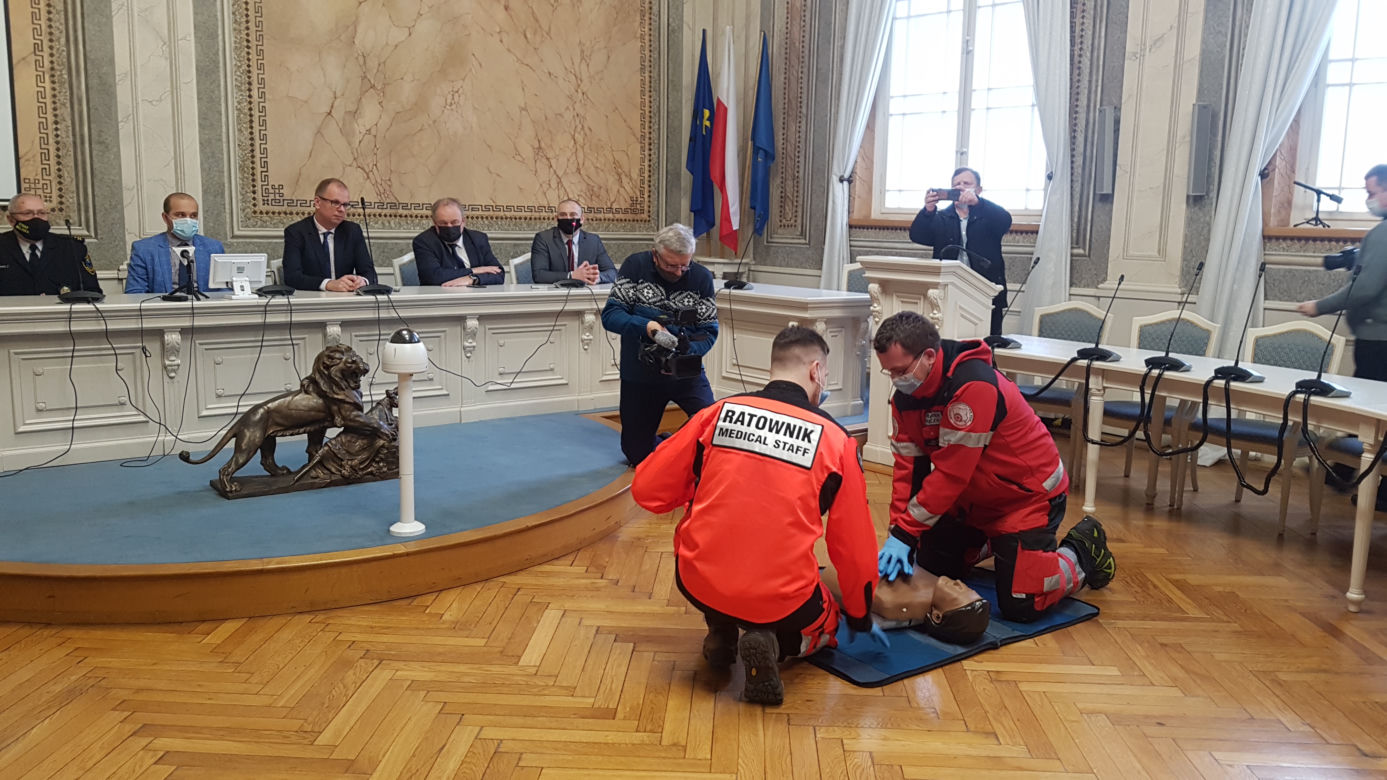 Przemyśl miastem AED