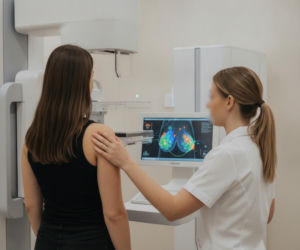 Mammografia może znaleźć więcej niż raka piersi. AI szuka też sygnałów udaru i chorób serca